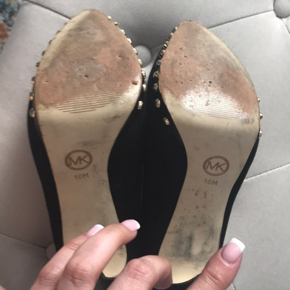 Michael Kors black suede shoes - Picture 7 of 8